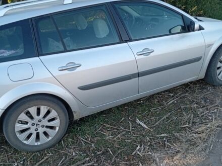 Сірий Рено 4, об'ємом двигуна 0 л та пробігом 250 тис. км за 3716 $, фото 1 на Automoto.ua