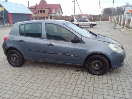 Серый Рено 4, объемом двигателя 1.1 л и пробегом 370 тыс. км за 3500 $, фото 1 на Automoto.ua