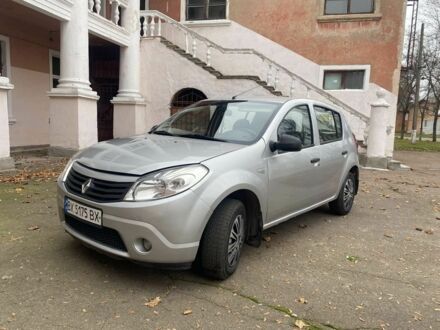 Серый Рено 4, объемом двигателя 1.4 л и пробегом 3 тыс. км за 3900 $, фото 1 на Automoto.ua