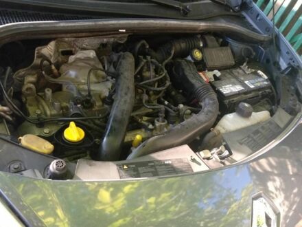 Сірий Рено 4, об'ємом двигуна 1 л та пробігом 170 тис. км за 5750 $, фото 1 на Automoto.ua