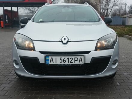 Серый Рено 4, объемом двигателя 1.5 л и пробегом 307 тыс. км за 5500 $, фото 1 на Automoto.ua