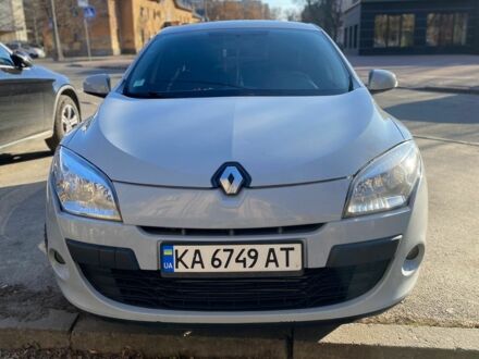 Сірий Рено 4, об'ємом двигуна 1.5 л та пробігом 285 тис. км за 5500 $, фото 1 на Automoto.ua