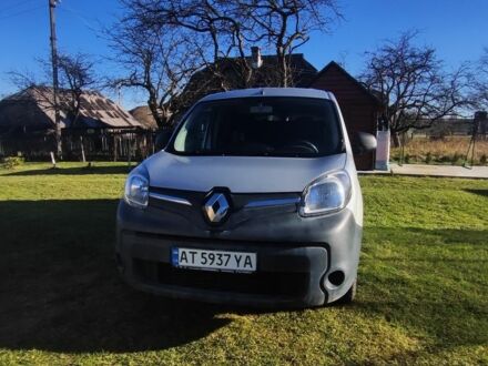 Серый Рено 4, объемом двигателя 0 л и пробегом 39 тыс. км за 5790 $, фото 1 на Automoto.ua