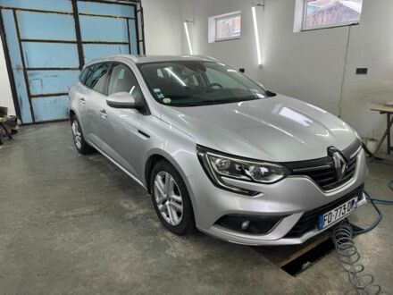 Сірий Рено 4, об'ємом двигуна 1.5 л та пробігом 152 тис. км за 12600 $, фото 1 на Automoto.ua