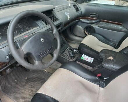 Синий Рено 4, объемом двигателя 1.9 л и пробегом 100 тыс. км за 1200 $, фото 6 на Automoto.ua