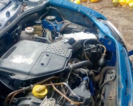 Синий Рено 4, объемом двигателя 1.9 л и пробегом 200 тыс. км за 2800 $, фото 2 на Automoto.ua