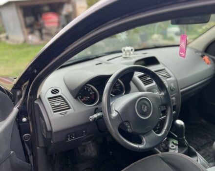 Синий Рено 4, объемом двигателя 1.6 л и пробегом 208 тыс. км за 5400 $, фото 5 на Automoto.ua