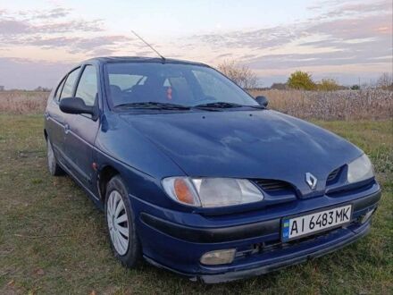 Синий Рено 4, объемом двигателя 2 л и пробегом 306 тыс. км за 1400 $, фото 1 на Automoto.ua