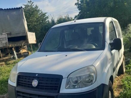 Синий Рено 4, объемом двигателя 2 л и пробегом 300 тыс. км за 4307 $, фото 1 на Automoto.ua