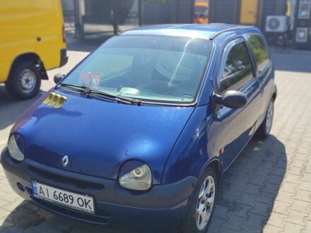 Рено 4 1999 у Житомирі на Automoto.ua Синій Рено 4, об'ємом двигуна 1.2 л та пробігом 1000 тис. км за 1300 $, фото 1 на Automoto.ua