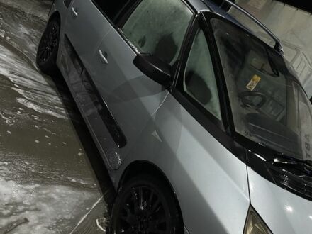 Синий Рено 4, объемом двигателя 2.2 л и пробегом 216 тыс. км за 3000 $, фото 1 на Automoto.ua