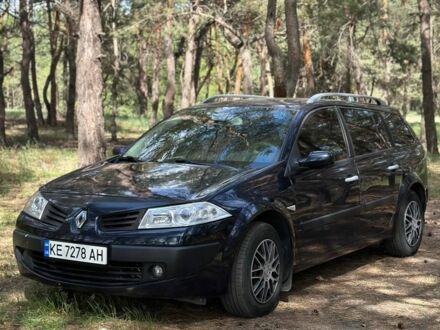 Рено 4 2007 у Дніпро (Дніпропетровську) на Automoto.ua Синій Рено 4, об'ємом двигуна 1.9 л та пробігом 302 тис. км за 6000 $, фото 1 на Automoto.ua