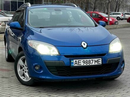 Синий Рено 4, объемом двигателя 1.5 л и пробегом 296 тыс. км за 7700 $, фото 1 на Automoto.ua