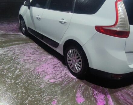 Белый Рено 5, объемом двигателя 1.5 л и пробегом 212 тыс. км за 7600 $, фото 5 на Automoto.ua