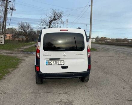 Белый Рено 5, объемом двигателя 1.5 л и пробегом 120 тыс. км за 13000 $, фото 4 на Automoto.ua