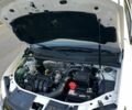 Білий Рено 5, об'ємом двигуна 1 л та пробігом 52 тис. км за 7800 $, фото 10 на Automoto.ua