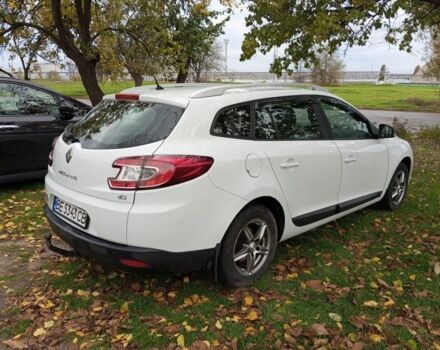 Белый Рено 5, объемом двигателя 1.5 л и пробегом 267 тыс. км за 6499 $, фото 3 на Automoto.ua