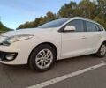 Белый Рено 5, объемом двигателя 1.5 л и пробегом 194 тыс. км за 8309 $, фото 3 на Automoto.ua
