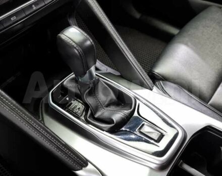 Белый Рено 5, объемом двигателя 2 л и пробегом 121 тыс. км за 11800 $, фото 12 на Automoto.ua