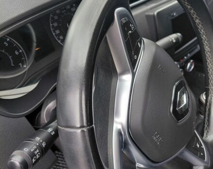 Рено 5 2020 в Тернополе на Automoto.ua Белый Рено 5, объемом двигателя 6 л и пробегом 211 тыс. км за 13400 $, фото 5 на Automoto.ua