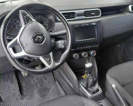 Рено 5 2020 в Тернополе на Automoto.ua Белый Рено 5, объемом двигателя 6 л и пробегом 211 тыс. км за 13400 $, фото 6 на Automoto.ua