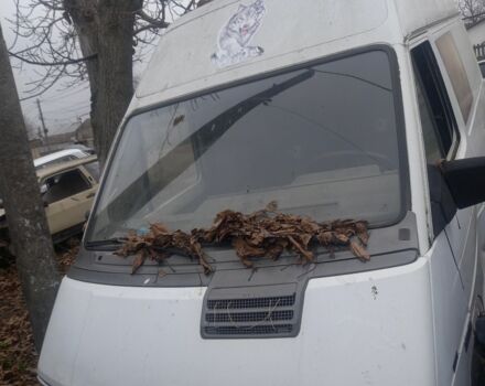 Белый Рено 5, объемом двигателя 1 л и пробегом 200 тыс. км за 477 $, фото 1 на Automoto.ua