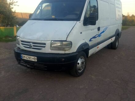 Білий Рено 5, об'ємом двигуна 2.8 л та пробігом 289 тис. км за 5513 $, фото 1 на Automoto.ua