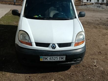 Белый Рено 5, объемом двигателя 1.5 л и пробегом 700 тыс. км за 1580 $, фото 1 на Automoto.ua