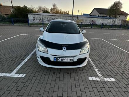 Білий Рено 5, об'ємом двигуна 1.5 л та пробігом 280 тис. км за 4999 $, фото 1 на Automoto.ua