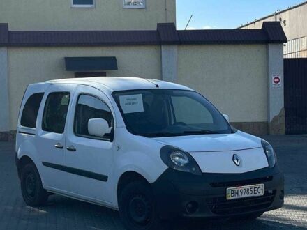 Белый Рено 5, объемом двигателя 1.5 л и пробегом 210 тыс. км за 5500 $, фото 1 на Automoto.ua