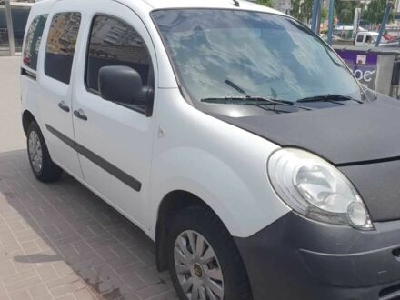 Белый Рено 5, объемом двигателя 1.5 л и пробегом 201 тыс. км за 6834 $, фото 1 на Automoto.ua