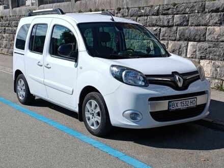 Білий Рено 5, об'ємом двигуна 1.5 л та пробігом 195 тис. км за 9872 $, фото 1 на Automoto.ua