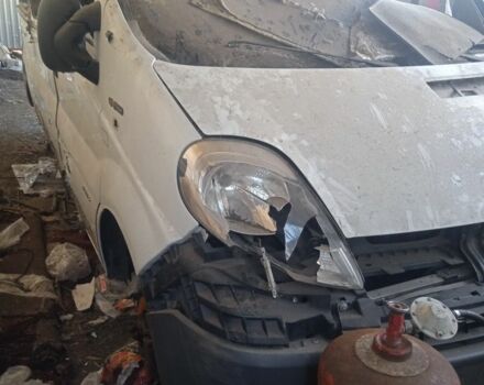 Белый Рено 5, объемом двигателя 2 л и пробегом 170 тыс. км за 4500 $, фото 1 на Automoto.ua