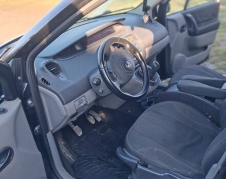 Черный Рено 5, объемом двигателя 1.5 л и пробегом 260 тыс. км за 4500 $, фото 3 на Automoto.ua