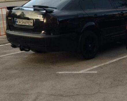 Черный Рено 5, объемом двигателя 2 л и пробегом 328 тыс. км за 6500 $, фото 2 на Automoto.ua