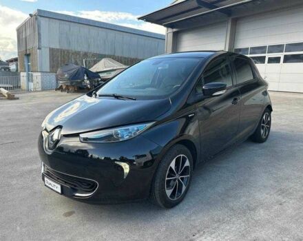 Черный Рено 5, объемом двигателя 0 л и пробегом 120 тыс. км за 8990 $, фото 2 на Automoto.ua