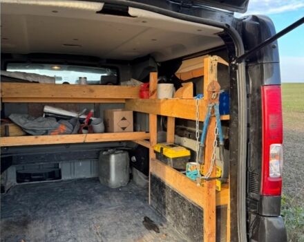 Чорний Рено 5, об'ємом двигуна 2.5 л та пробігом 267 тис. км за 2700 $, фото 8 на Automoto.ua