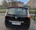 Черный Рено 5, объемом двигателя 0 л и пробегом 275 тыс. км за 8833 $, фото 13 на Automoto.ua