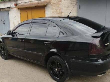 Рено 5 2008 в Малой Виске на Automoto.ua Черный Рено 5, объемом двигателя 2 л и пробегом 328 тыс. км за 6500 $, фото 1 на Automoto.ua