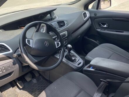 Коричневий Рено 5, об'ємом двигуна 1.6 л та пробігом 250 тис. км за 6700 $, фото 1 на Automoto.ua