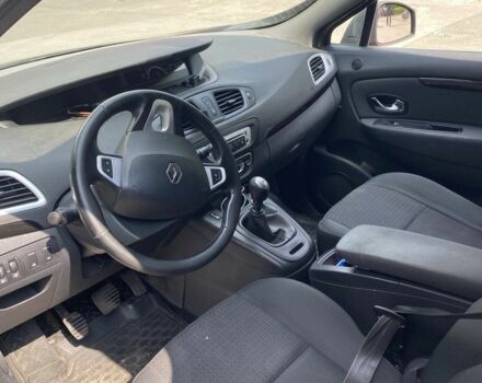 Коричневый Рено 5, объемом двигателя 1.6 л и пробегом 250 тыс. км за 6700 $, фото 1 на Automoto.ua