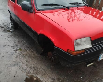Красный Рено 5, объемом двигателя 1.4 л и пробегом 300 тыс. км за 300 $, фото 3 на Automoto.ua