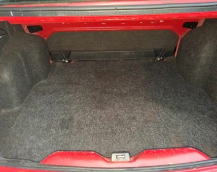 Красный Рено 5, объемом двигателя 1.1 л и пробегом 217 тыс. км за 4000 $, фото 17 на Automoto.ua