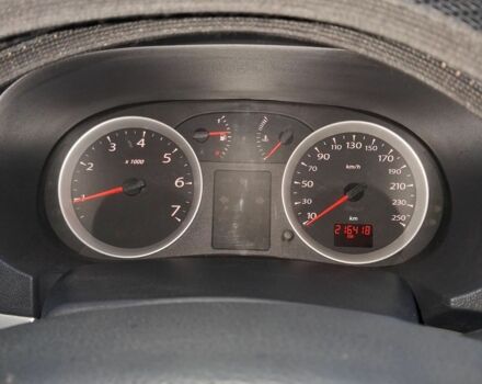 Красный Рено 5, объемом двигателя 1.1 л и пробегом 217 тыс. км за 4000 $, фото 9 на Automoto.ua