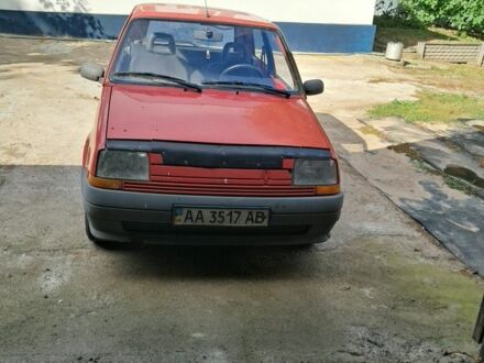 Красный Рено 5, объемом двигателя 1 л и пробегом 140 тыс. км за 800 $, фото 1 на Automoto.ua