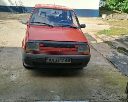 Червоний Рено 5, об'ємом двигуна 1 л та пробігом 140 тис. км за 800 $, фото 1 на Automoto.ua