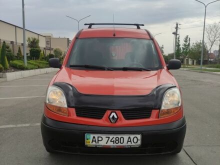 Рено 5 2003 у Запоріжжя на Automoto.ua Червоний Рено 5, об'ємом двигуна 1.5 л та пробігом 192 тис. км за 3850 $, фото 1 на Automoto.ua