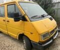 Желтый Рено 5, объемом двигателя 2 л и пробегом 240 тыс. км за 65000 $, фото 1 на Automoto.ua