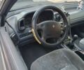 Серый Рено 5, объемом двигателя 1.8 л и пробегом 377 тыс. км за 2000 $, фото 1 на Automoto.ua