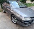 Серый Рено 5, объемом двигателя 1.8 л и пробегом 377 тыс. км за 2000 $, фото 7 на Automoto.ua